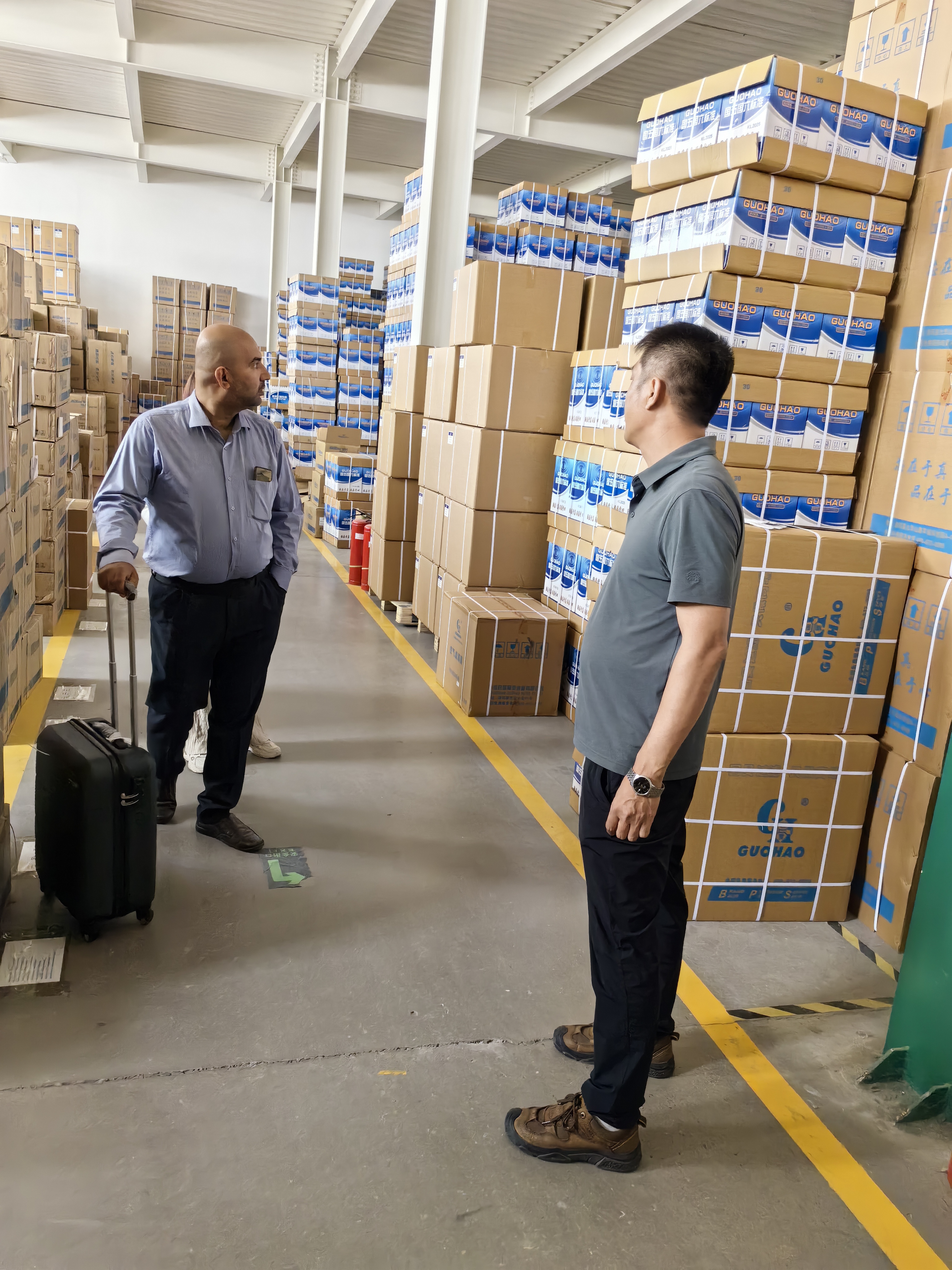 Ein saudischer Kunde besuchte unsere Filterfabrik